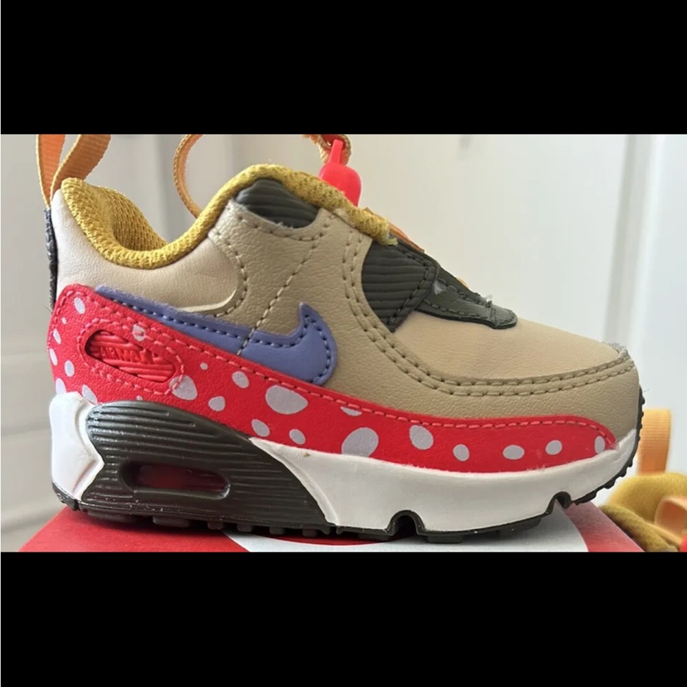 Nike Air Max size 4c